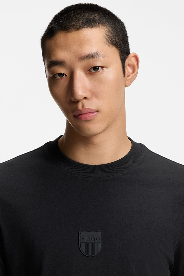 ΜΠΛΟΥΖΑ T-SHIRT HUGO - 001 ΜΑΥΡΟ